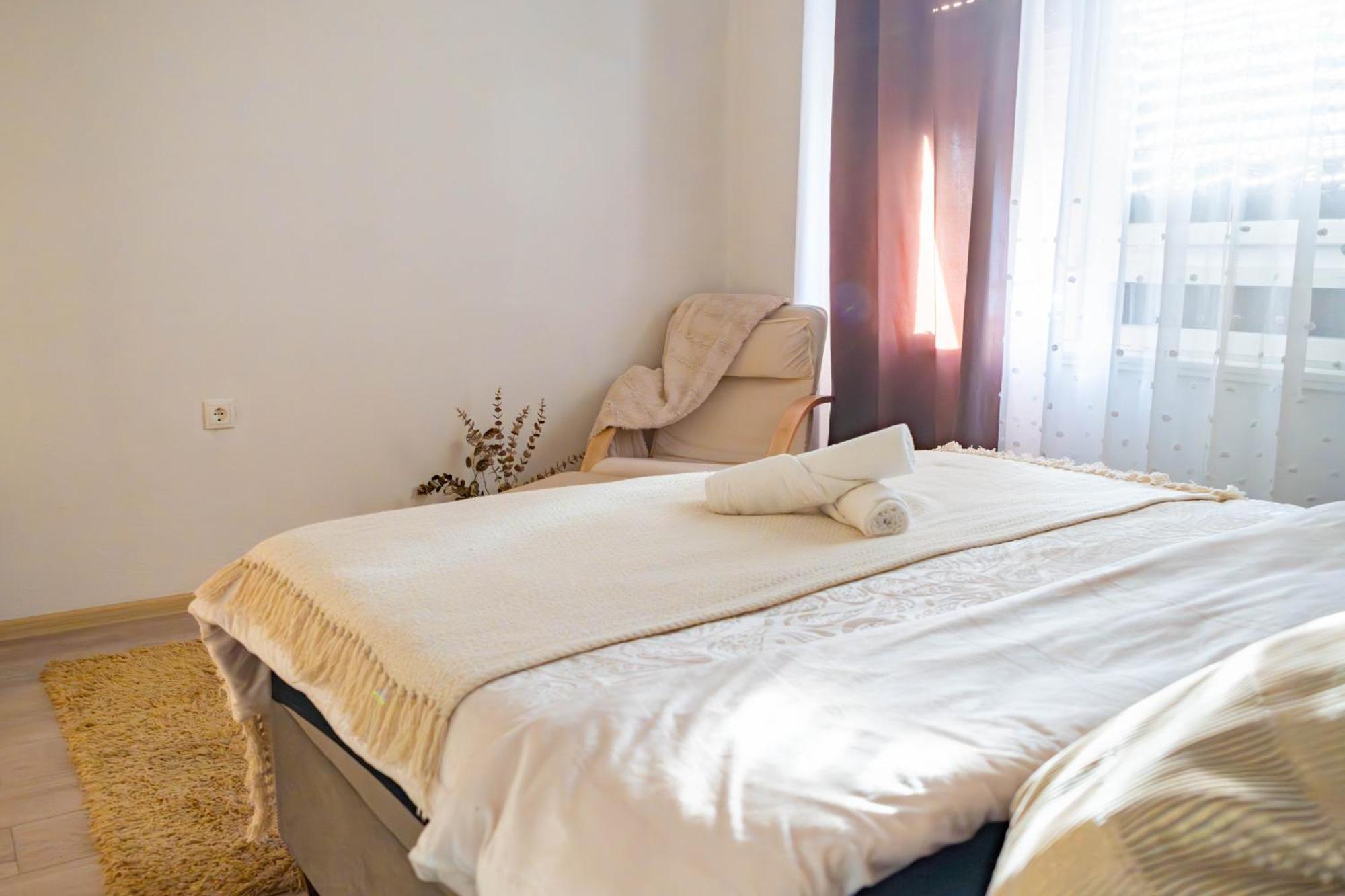 קנין Apartman Lili מראה חיצוני תמונה