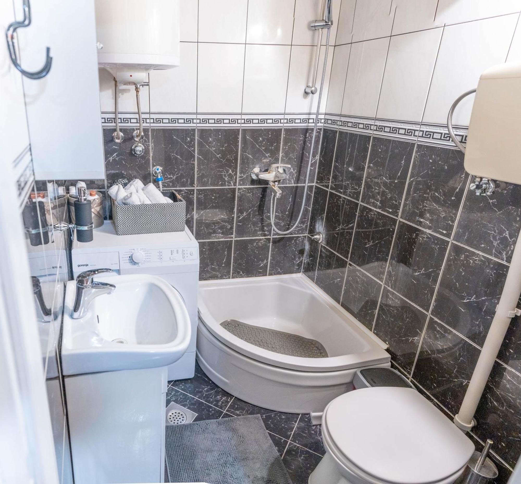 קנין Apartman Lili מראה חיצוני תמונה